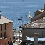 Rent 3 bedroom apartment of 80 m² in Genoa