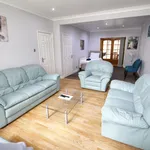 Rent 4 bedroom apartment in London