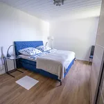 Miete 2 Schlafzimmer wohnung von 969 m² in Dusseldorf