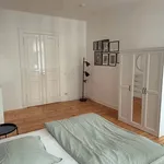 Rent a room of 120 m² in Berlin