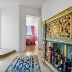 Rent 4 bedroom apartment of 2000 m² in Paris