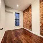 Rent 4 bedroom apartment in Brooklyn