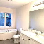 Appartement de 3465 m² avec 3 chambre(s) en location à Whitby (Lynde Creek)