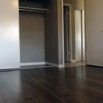 Appartement de 678 m² avec 1 chambre(s) en location à Edmonton