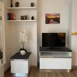 Rent 2 bedroom apartment in Milan