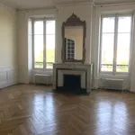 Appartement de 27965 m² avec 7 chambre(s) en location à LYON