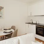 Rent 4 bedroom apartment of 40 m² in Vienna