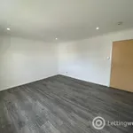 Rent 3 bedroom flat in Aberdeen