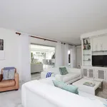 Rent 5 bedroom house of 288 m² in Marbella