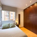 Rent a room of 90 m² in barcelona