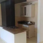 Rent 2 bedroom apartment of 77 m² in Johannesburg