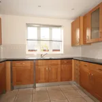 Rent 2 bedroom flat in Guildford