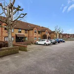 Flat to rent in High Wycombe, Buckinghamshire HP12