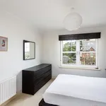 Rent 3 bedroom apartment in Scotland