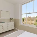 Rent 2 bedroom flat of 38 m² in london