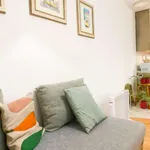 Rent 1 bedroom apartment of 60 m² in lisbon