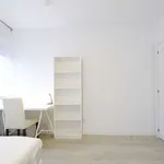 Rent a room of 160 m² in madrid