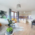 Pronajměte si 4 ložnic/e byt o rozloze 95 m² v Prague