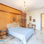 Rent 6 bedroom apartment of 252 m² in Palermo