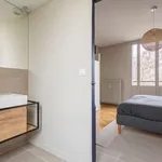 Appartement de 1100 m² avec 2 chambre(s) en location à Lyon