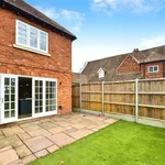 Rent 4 bedroom house in South East England