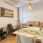 Rent 2 bedroom apartment in lisbon