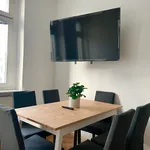 Miete 4 Schlafzimmer wohnung von 1100 m² in Vienna