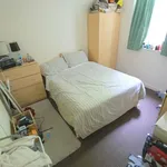 Rent 3 bedroom flat in Yorkshire And The Humber