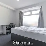 Rent 3 bedroom flat in West Midlands