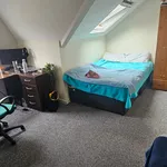 Rent 8 bedroom house in Leeds