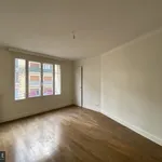 Appartement de 97 m² avec 4 chambre(s) en location à Paris