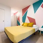 Rent a room of 170 m² in barcelona