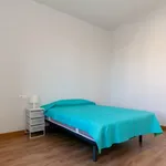 Rent 7 bedroom apartment in Granada