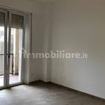 Affitto 4 camera appartamento di 130 m² in Varese