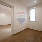 Rent 3 bedroom apartment of 70 m² in Valenzano