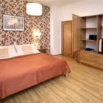 Pronajměte si 1 ložnic/e byt o rozloze 34 m² v Prague