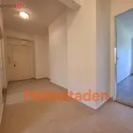 Pronajměte si 3 ložnic/e byt o rozloze 54 m² v Havířov