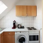 Rent 1 bedroom apartment of 581 m² in Dusseldorf