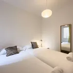 Rent 3 bedroom apartment of 95 m² in barcelona