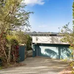 Rent 4 bedroom house in Castlecrag