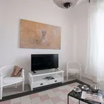 Rent 1 bedroom apartment of 75 m² in milan