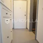 Najam 1 spavaće sobe stan od 54 m² u Rovinj