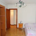 Rent 4 bedroom apartment of 139 m² in España