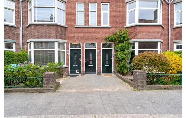 Huur 5 slaapkamer appartement van 138 m² in Van Hoytemastraat en omgeving