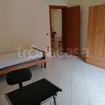 Rent 5 bedroom apartment of 90 m² in Chieti