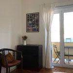 Rent a room of 80 m² in Lisbon