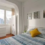 Rent a room in lisbon