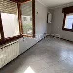 Rent 3 bedroom apartment of 85 m² in Adria