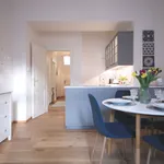 Pronajměte si 1 ložnic/e byt o rozloze 55 m² v Prague