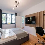 Rent 3 bedroom apartment of 71 m² in Berlin